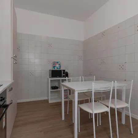 Ospedale Civile 6 E 8 - F&l Apartment Brescia